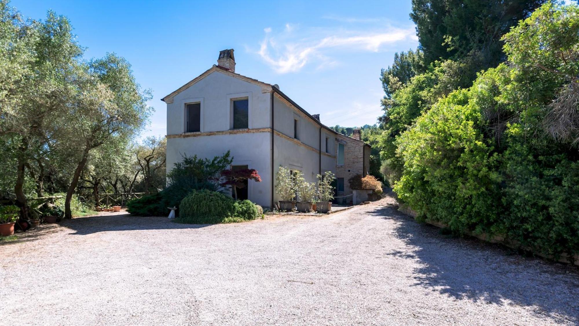 Casa Cantagallo 4&4, Emma Villas Φέρμο Εξωτερικό φωτογραφία