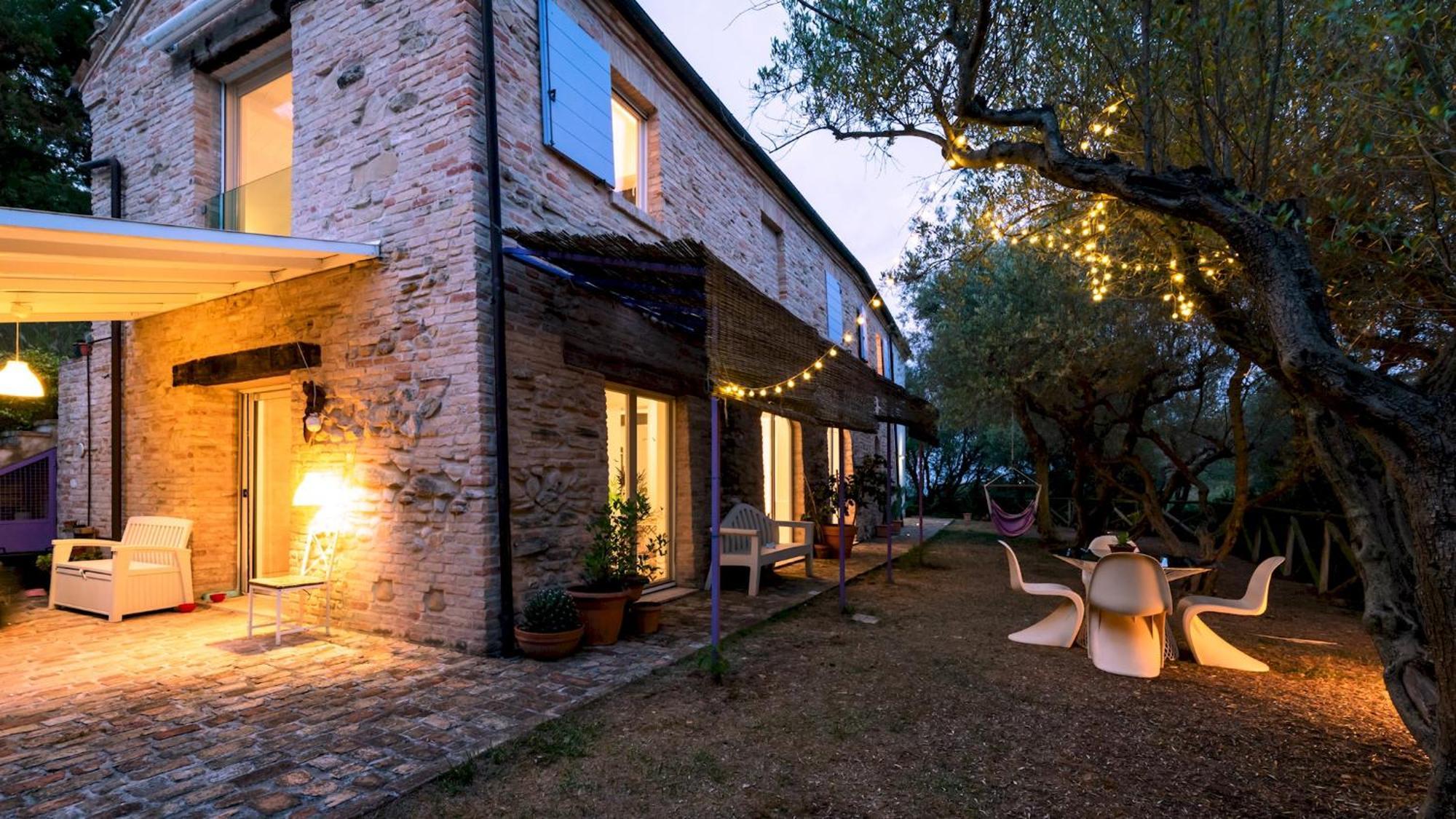Casa Cantagallo 4&4, Emma Villas Φέρμο Εξωτερικό φωτογραφία