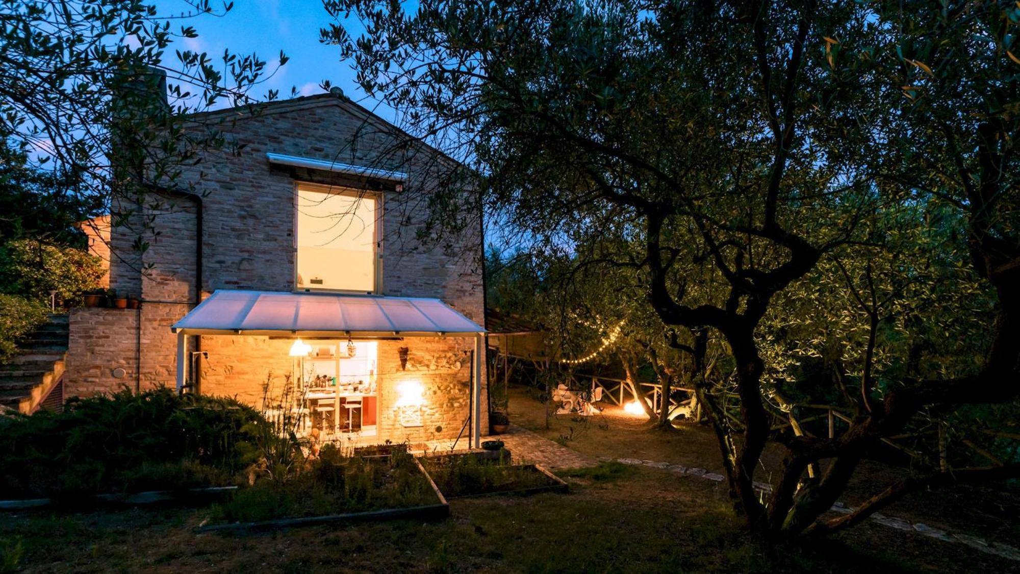 Casa Cantagallo 4&4, Emma Villas Φέρμο Εξωτερικό φωτογραφία